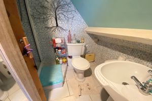 En-suite to Top Bedroom- click for photo gallery